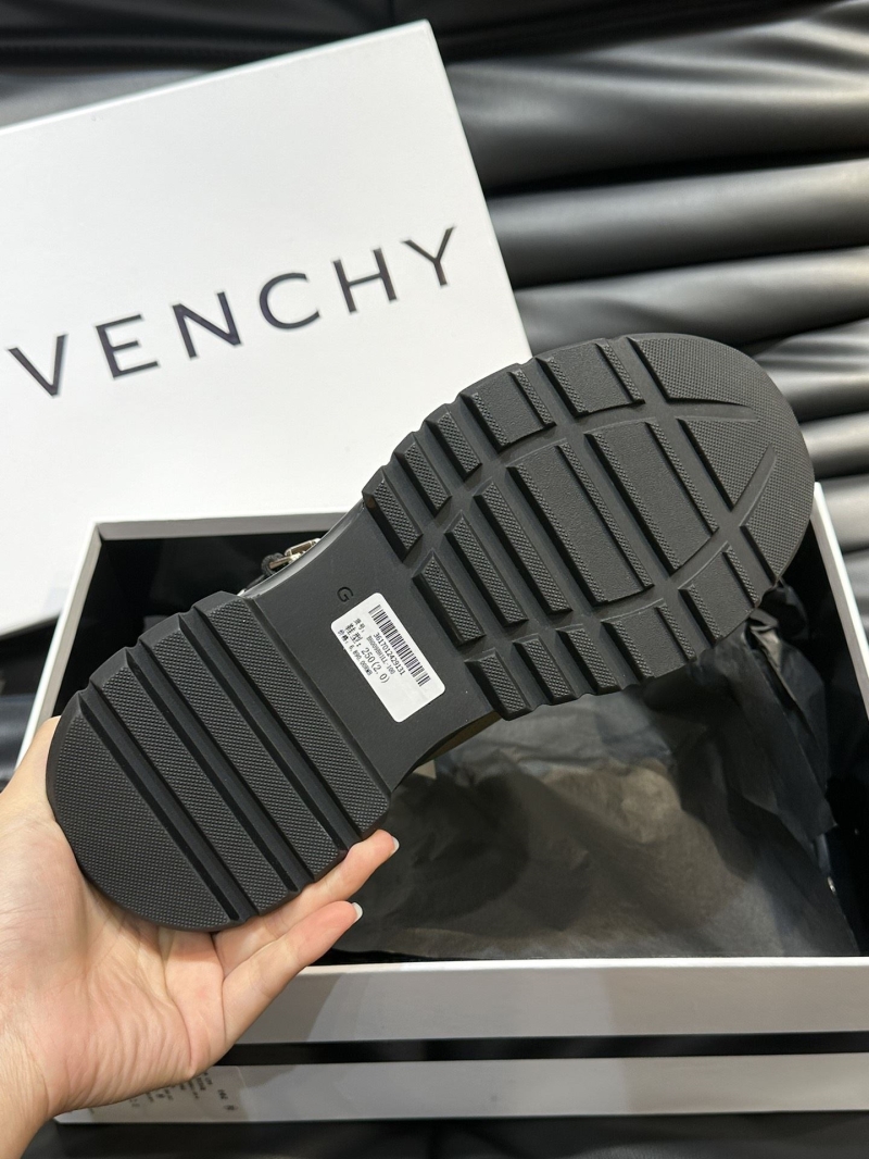 Givenchy Sneakers